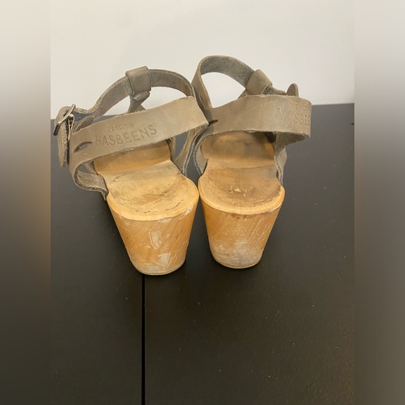 Swedish Hasbeens Mary Jane lacy clogs size 8 with wooden sole and buckle closure - Picture 5 of 15